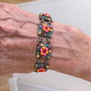 💐NWOT Colorful bracelet